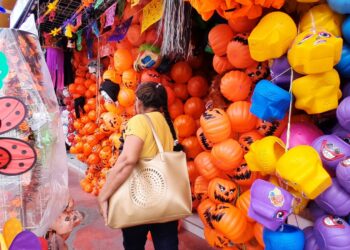 Disfraces lo más vendido para Día de Muertos