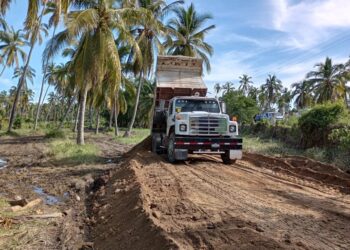 Continúa el gobierno de Guerrero brindando atención en las zonas afectadas por la tormenta tropical “Max”