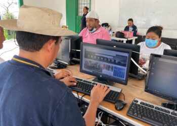 Habilita TELMEX un centro de cómputo en apoyo a los damnificados por el paso del huracán “Otis”