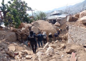 Refuerzan operativos de búsqueda de personas por tierra y mar en Acapulco con equipo especializado