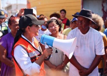 No vamos a descansar hasta que se levante Acapulco, hasta que se reactiven todas nuestras playas: Evelyn Salgado