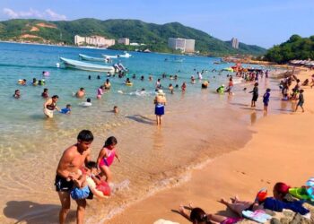 Guerrero sigue captando turismo y mantiene preferencias en visitantes nacionales y extranjeros