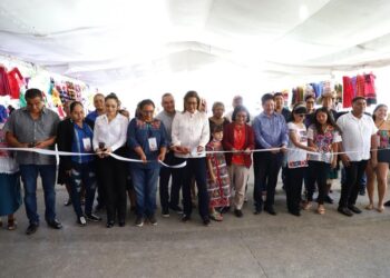 INAUGURAN EN EL CONGRESO EL TERCER  FESTIVAL ARTESANAL Y GASTRONÓMICO 2023
