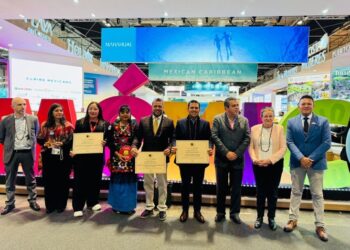IXTAPA ZIHUATANEJO ES GALARDONADO CON DOS RECONOCIMIENTOS AIRELIBRE EN FITUR 2024