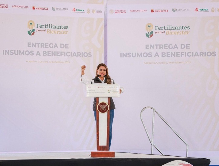 arranca-programa-fertilizantes_bineestar-guerrero_gob_.jpg