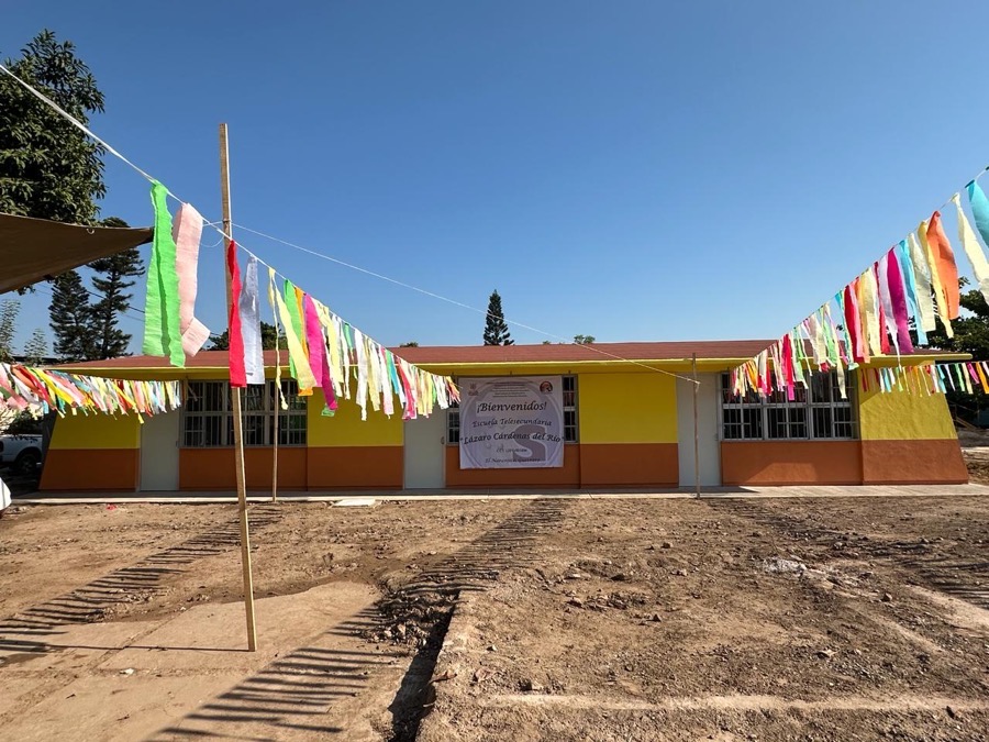 crescencio-reyes-telesecundaria-el-naranjito.jpg