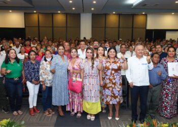 Entrega la gobernadora Evelyn Salgado Estímulos a la Permanencia del segundo semestre de 2023
