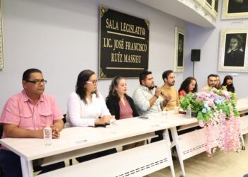 DESARROLLA EL CONGRESO LA CONFERENCIA “LAS REGLAS DE ORO EN LA PAREJA”, EN EL MARCO DEL DÍA DE LA MUJER MEXICANA