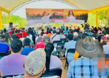 Visita a Bajitos de la Laguna, candidata a la diputación federal Maricarmen Cabrera Lagunas