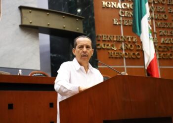 ANALIZAN REFORMA PARA QUE LICENCIAS DE TITULARES DE ORGANISMOS AUTÓNOMOS SEAN POR UN MÁXIMO DE 30 DÍAS