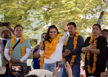 En Iguala, Beatriz Mojica ofreció respaldar el rescate de los sistemas de riego y la ampliación carretera en la Tierra Caliente