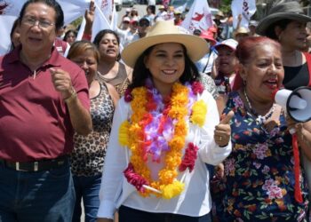 Contar con una buena red carretera es fundamental para salir del atraso: Beatriz Mojica