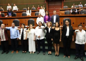 EXHORTA EL CONGRESO A SEMUJER PARA QUE LIBERE LOS RECURSOS DEL PROGRAMA DE APOYO A MADRES SOLTERAS