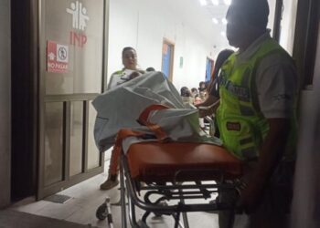 Traslada la SSG a menor acapulqueña para que reciba atención médica especializada en el INP