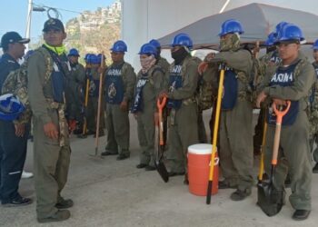 Continúan labores para sofocar en su totalidad el incendio forestal del Parque Nacional El Veladero
