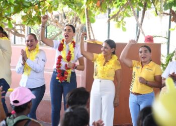 Militancia perredista de Zihuatanejo arropa candidaturas de Rebeca Núñez y Liz Tapia