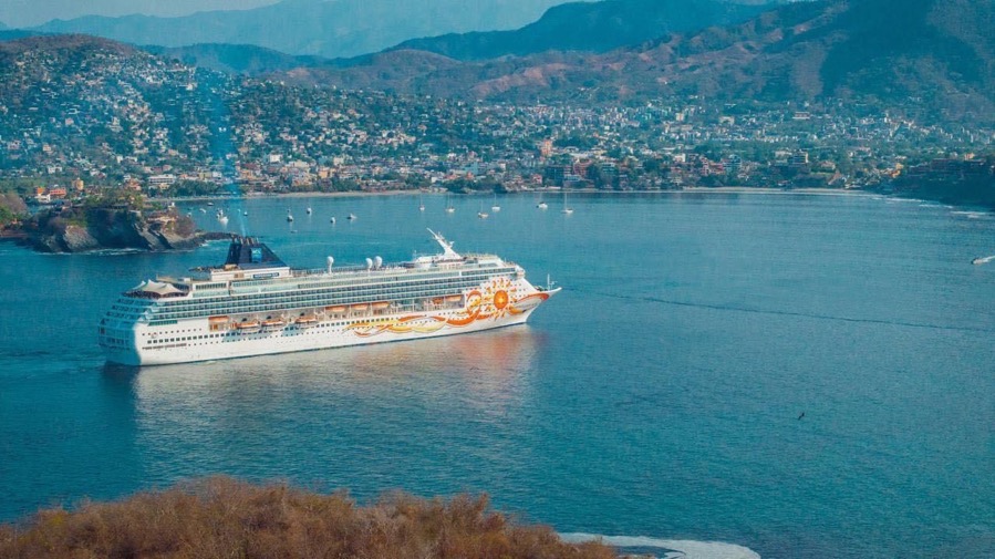 Norwegian-zihuatanejo.jpg
