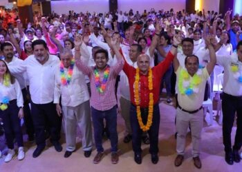 Asiste Añorve al arranque de campaña de Olaguer Hernández en Zumpango