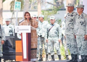 Asiste Evelyn Salgado a la Toma de posesión del nuevo comandante de la Guardia Nacional en Acapulco, Lucio Vergara Gómez