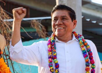 Mario Moreno sí trabajará por Guerrero, afirma en Acapulco