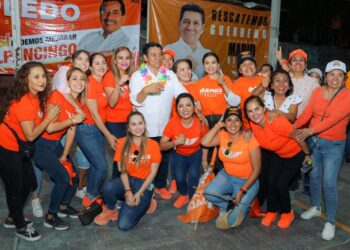 Como senador de la República… Impulsará programa de electrificación, se compromete Mario Moreno
