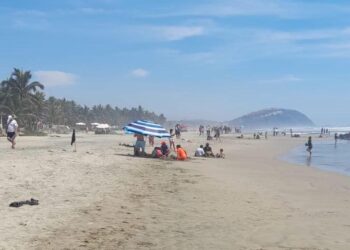 Playas de La Unión cierran Semana Santa con saldo blanco