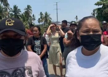 Desplazados de La Palma en Petatlán exigen retorno seguro a su comunidad y una BOM