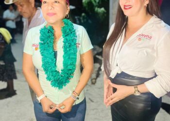 Maricarmen Cabrera se compromete en gestionar ante SCT mejoramiento de libramiento en Tecpan