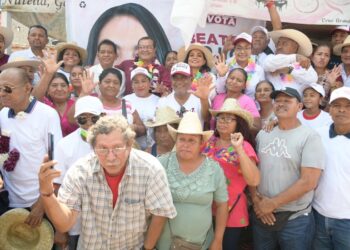 Liderazgos priista de las Vigas se adhieren a Morena y respaldan el proyecto de Beatriz Mojica