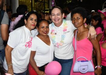 ¡Con todo! la segunda parte de campaña: Rebeca Núñez