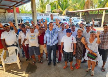 El transporte es importante para Petatlán y lo atenderemos, José Popoca Martínez