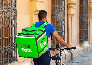 Llega Uber Eats a Ixtapa-Zihuatanejo de la mano de Canirac
