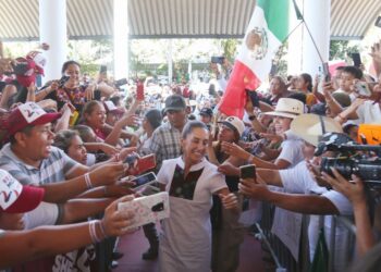 VAMOS A DARLE TODO LO QUE REQUIERE A GUERRERO DE NORTE A SUR: CLAUDIA SHEINBAUM LLEVARÁ CARRETERAS, MÁS UNIVERSIDADES Y MÁS VIVIENDA A LA COSTA GRANDE GUERRERENSE