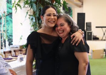 ORGANIZA EL CONGRESO DE GUERRERO UN  MAGNO FESTEJO POR EL DÍA DE LAS MADRES