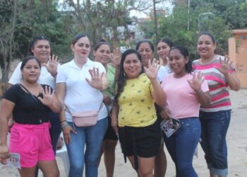 Refuerza compromisos Lety Armenta en el Distrito 11