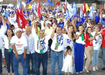 Celebra Manuel Añorve su cumpleaños con marcha del triunfo en Tepecoacuilco encabezada por Julio Galarza