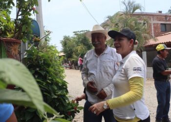 La Saladita y Boca de Lagunillas dan respaldo al proyecto al Distrito 12 con Rebeca Núñez