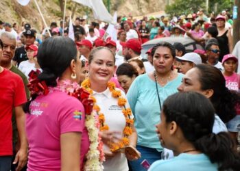 Agradece Rebeca Núñez el cobijo a su candidatura en Zihuatanejo