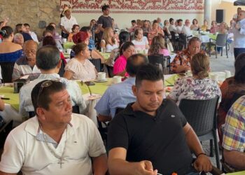 Se reúnen Manuel Añorve y Carlos Granda con empresarios y sociedad civil de Acapulco