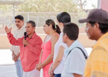 Liz Tapia consolida su campaña con respaldo de diversos sectores en El Coacoyul