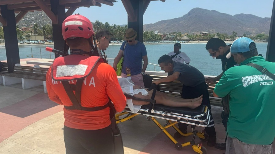 Marina evacua a turista con lesión por anzuelo de pesca a bordo de una embarcación frente a costas de Zihuatanejo, Guerrero.jpg