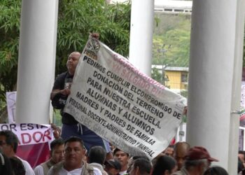 Protestarán en CDMX para exigir el predio de la secundaria José Martí