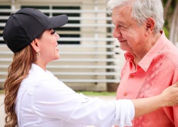 La gobernadora Evelyn Salgado Pineda y el presidente Andrés Manuel López Obrador revisan avances de la rehabilitación y recuperación de Acapulco y Coyuca de Benítez