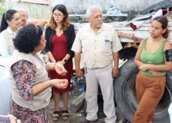 Supervisa secretaria de Salud, Aidé Ibarez Operativo de combate al dengue en Chilpancingo