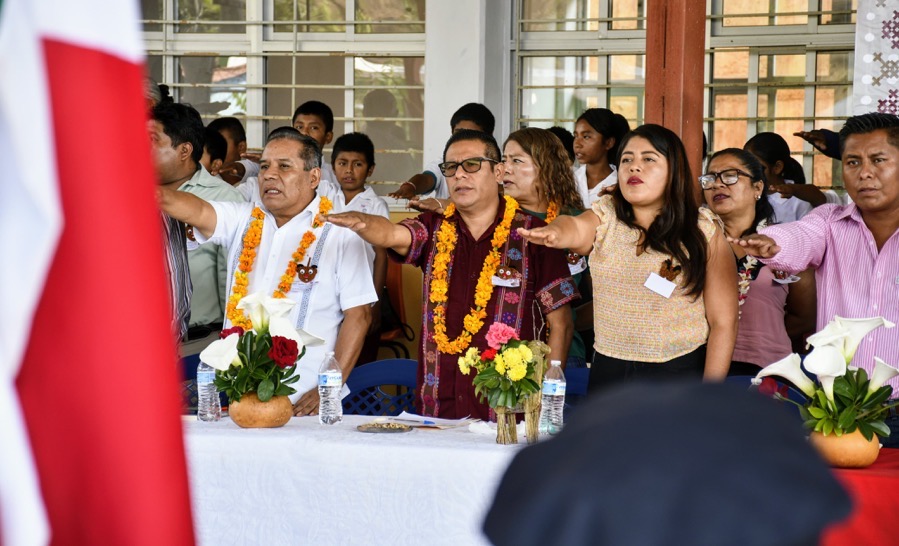 congreso_ Tlacoapa_gro_lenguas.jpg
