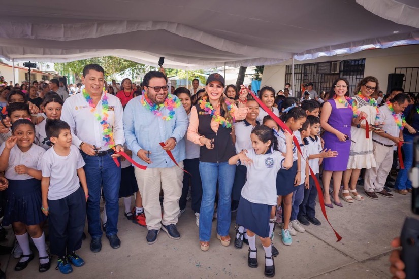 evelyn-s-acapulco-escu-inauguracion-obras-prim.jpg