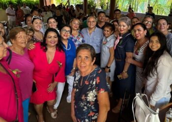 Inaugura Manuel Añorve taller de capacitación dirigido a mujeres en Zihuatanejo