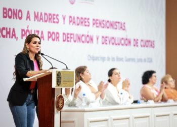 Cumple Evelyn Salgado con pagos y adeudos a 4 mil 600 jubilados y pensionados del ISSSPEG