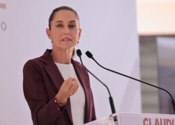 CLAUDIA SHEINBAUM ESTIMA MÁS DE 21 MILLONES DE NIÑAS, NIÑOS Y JÓVENES BENEFICIADOS DURANTE SU SEXENIO CON LA BECA PARA ESTUDIANTES DE EDUCACIÓN BÁSICA