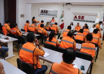 Fortalece Gobierno del Estado, Capacitación a Unidades Internas de Protección Civil